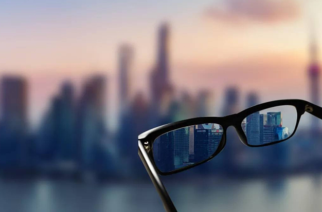 Myopia VS. Astigmatism: What Makes A Difference?
